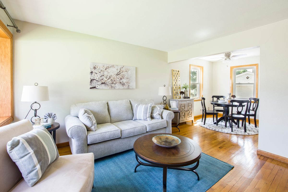 Bright, freshly cleaned living room